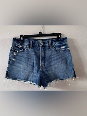 Abercrombie & Fitch Annie High Rise Distressed Denim Shorts Women’s Size 8/29